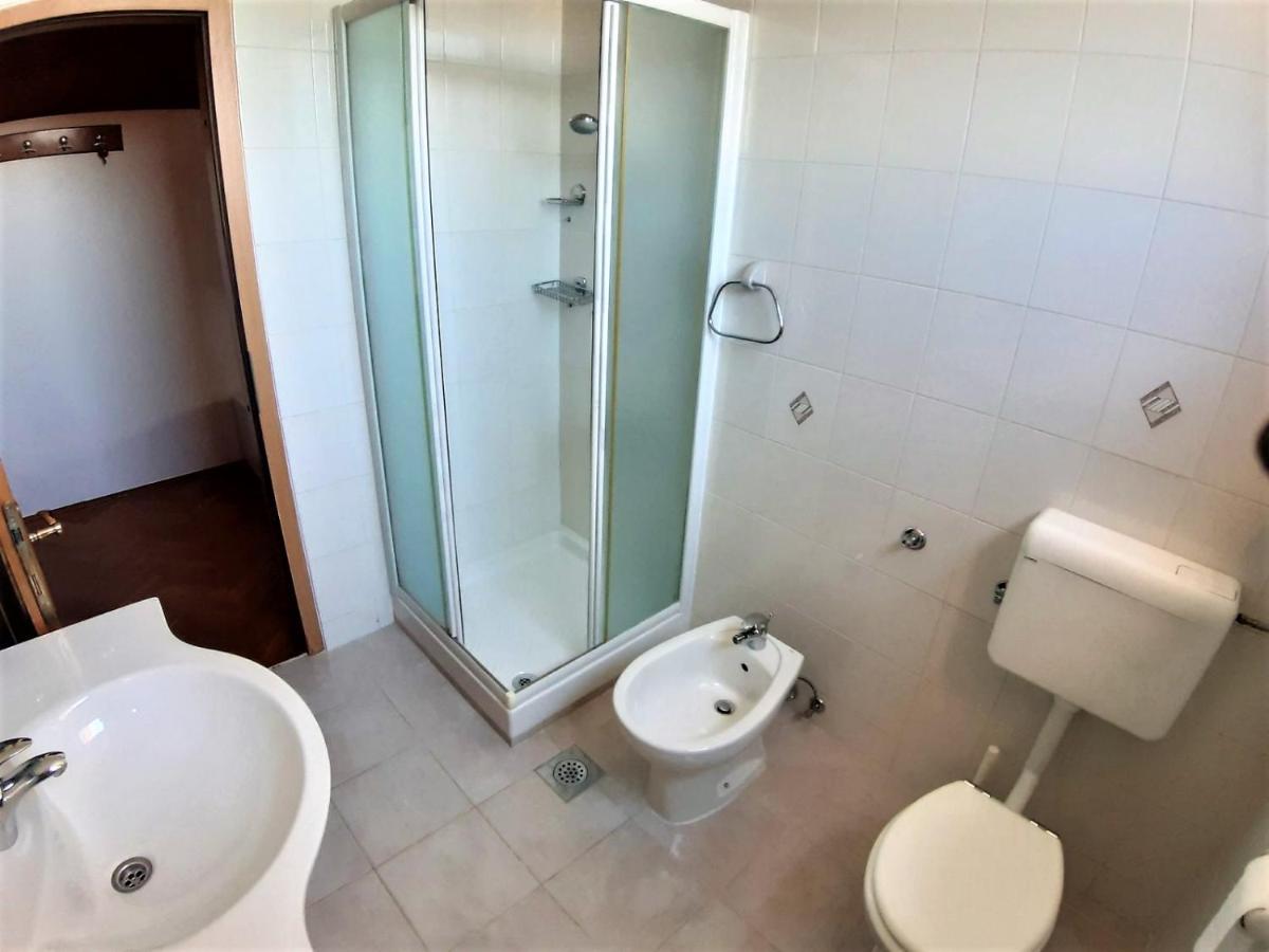 Apt Mirella Apartment Ровинь Экстерьер фото