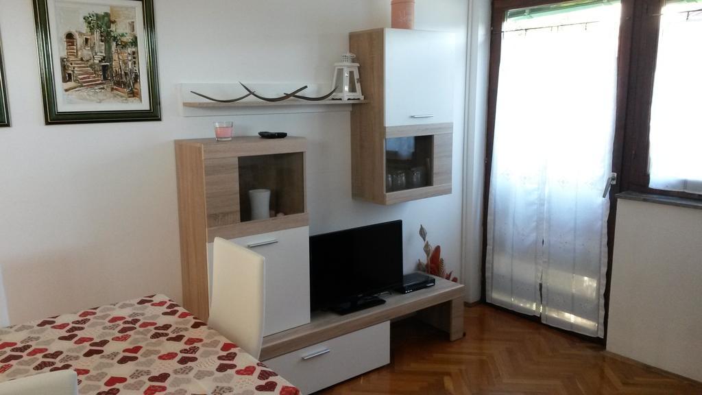 Apt Mirella Apartment Ровинь Номер фото